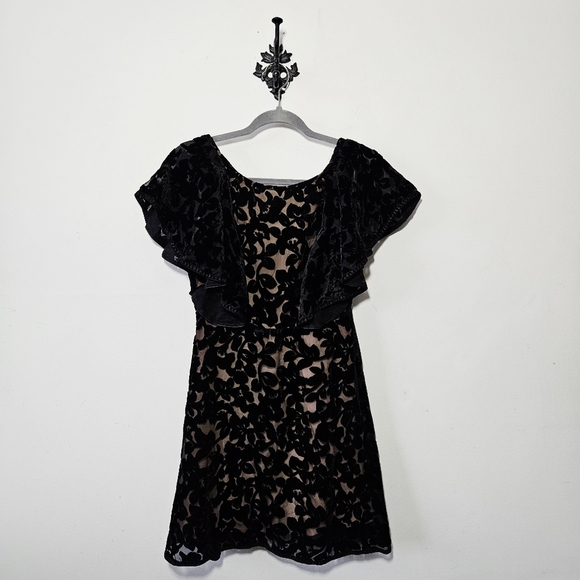 foxiedox Dresses & Skirts - Anthropologie Foxiedox Floral Velvet Mini Dress Size XS Black Flutter Sleeve